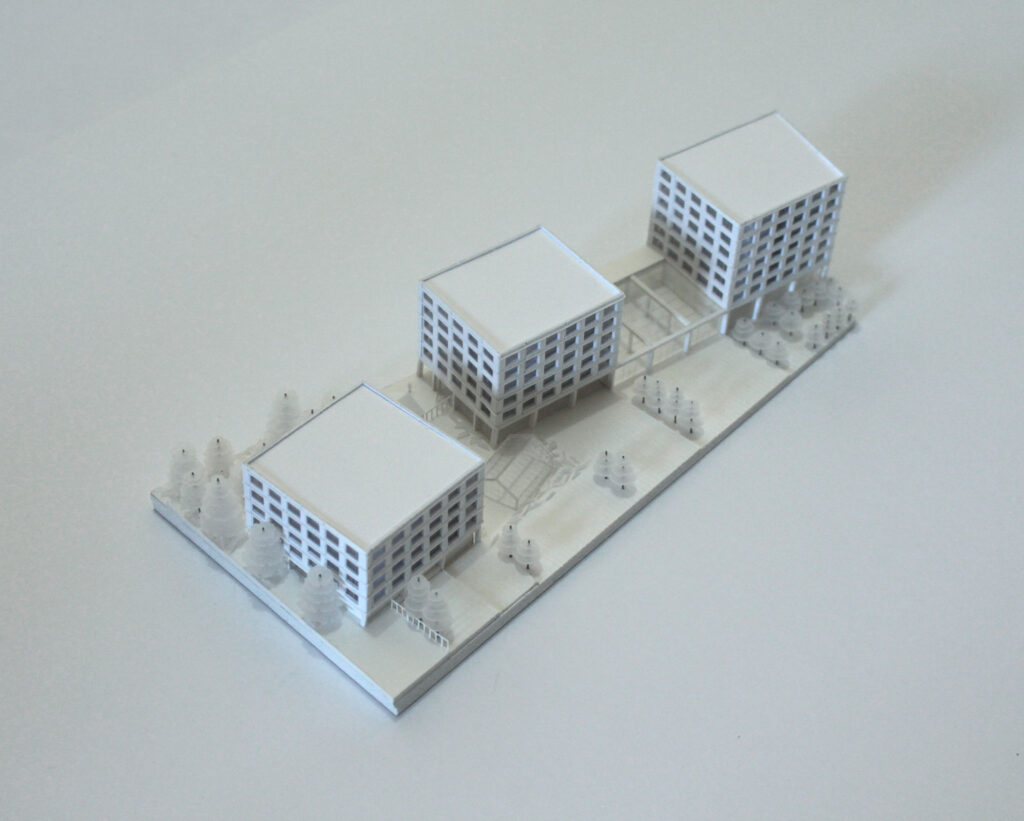 maquette de concours Oppidéa [ projet lauréat, livré en 2024 ] , maquette 1:500, © Scalène architectes + © mbl architectes [ 2019 ]